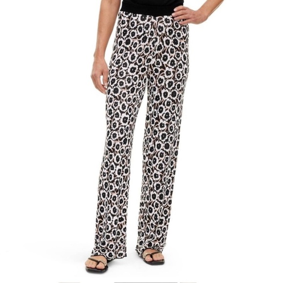 Diane Von Furstenberg Target High Waisted Poppy Print Flare Knit Pants Medium - Picture 3 of 7